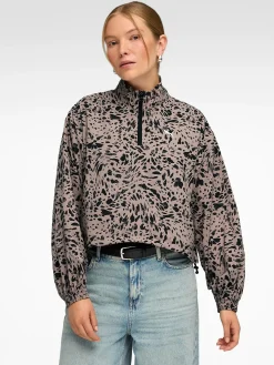 ess graphic half zip w