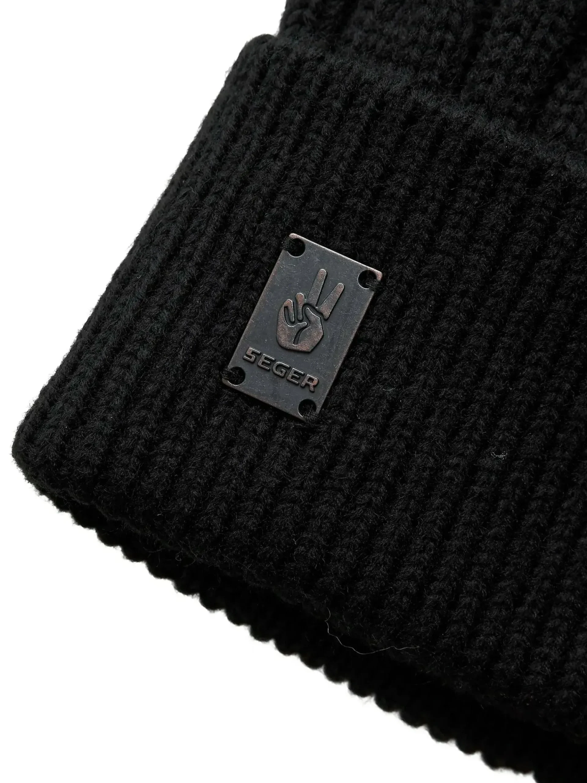 seg knitted cable beanie sr
